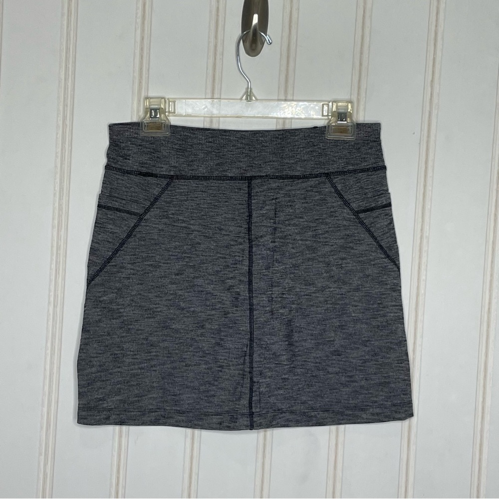 Athleta Excursion Athletic Skort Black Heather Gr… - image 5